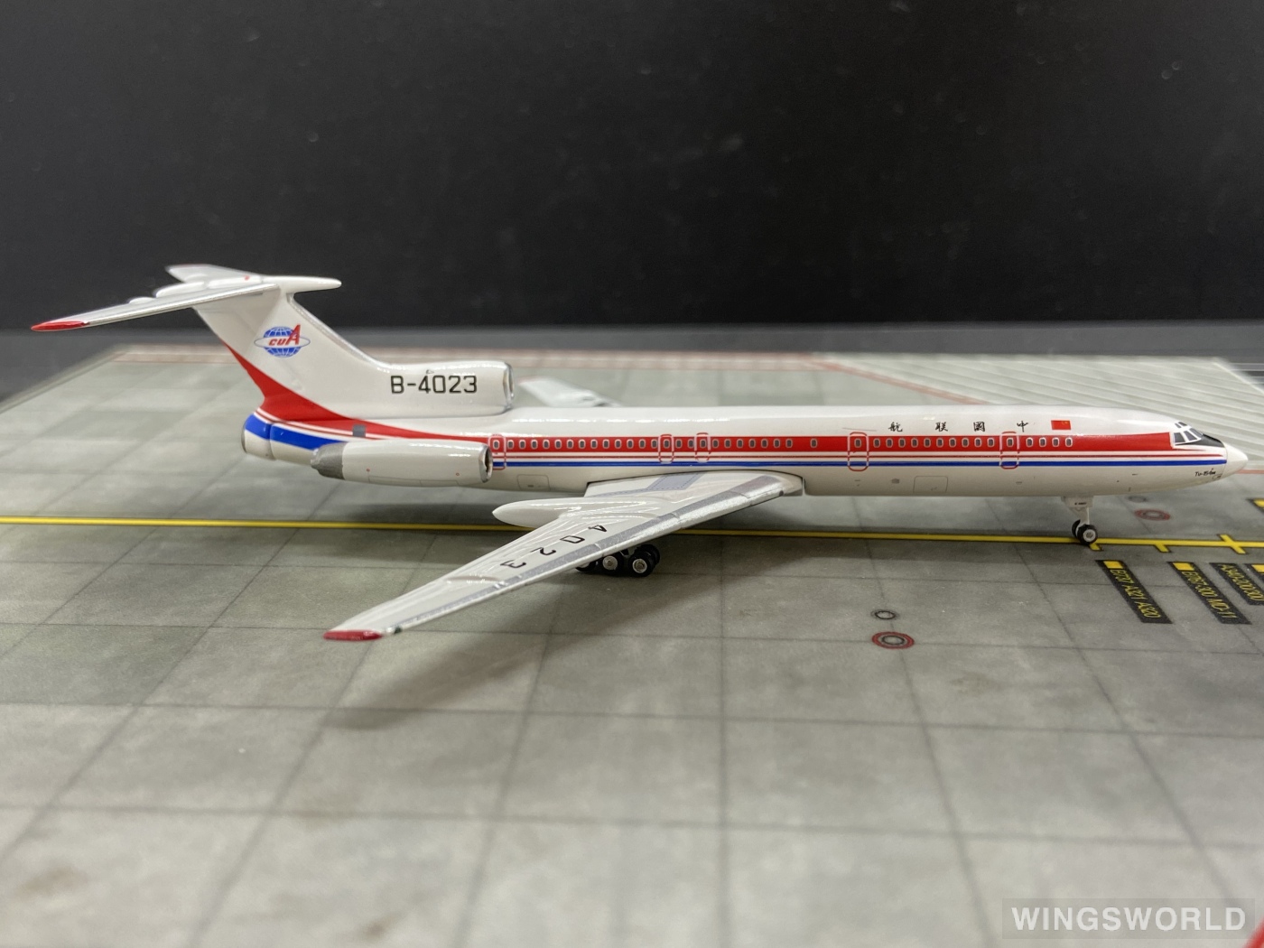 Phoenix 1:400 PH11735 China United Airlines 中国联合航空 Tupolev Tu-154 B-4023