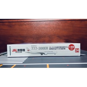 Japan Airlines 日本航空 Boeing 777-300ER JA738J  24 DeAGOSTINI 1:400