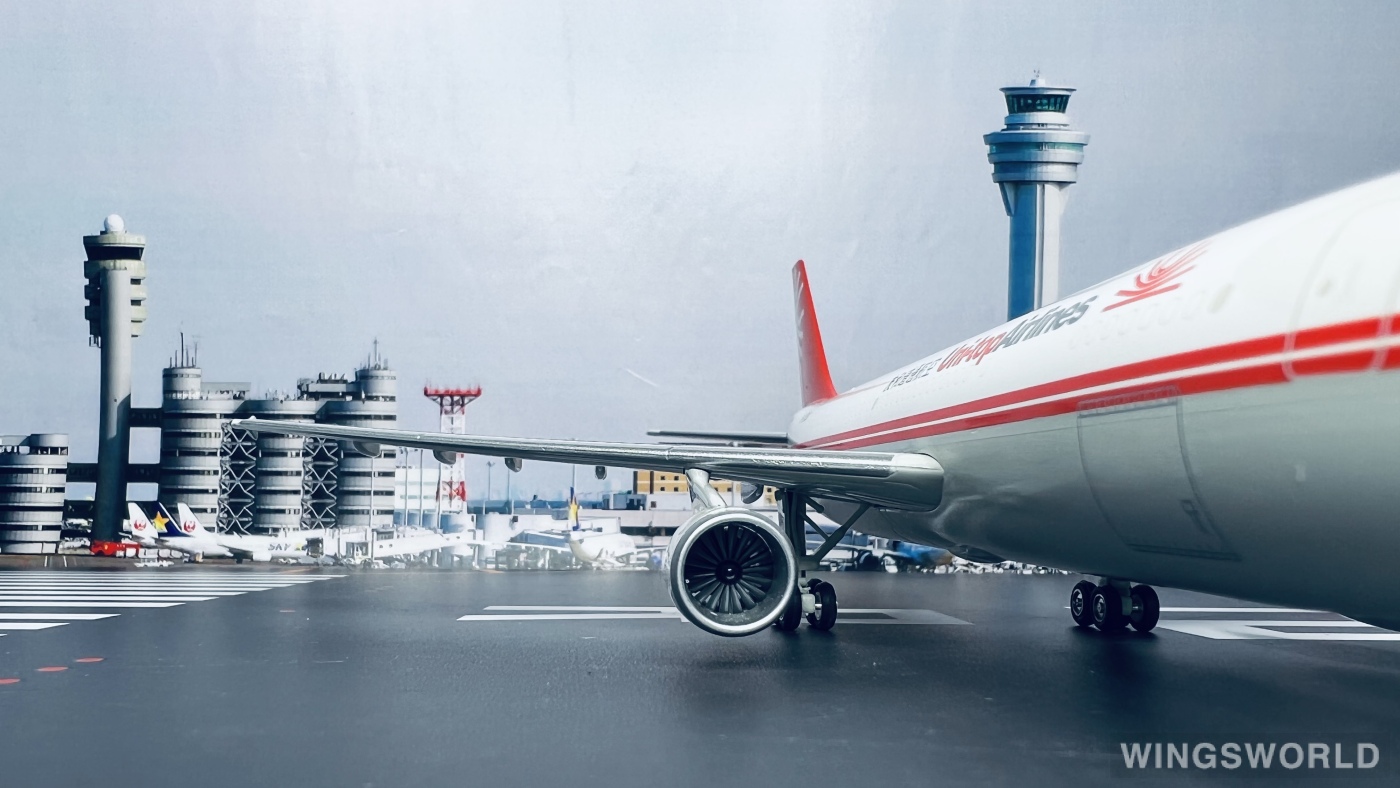Aero Le Plane 1:200 ALPB2330 Uni-Top Airlines 友和道通航空 Airbus A300-600 B-2330