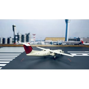 Ryukyu Air Commuter 琉球空中通勤 Bombardier Dash 8-300 JA8936  DH28009 Hogan 1:200