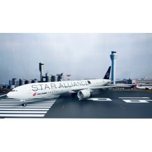 Air China 中国国际航空 Boeing 777-300ER B-2032 Star Alliance 星空联盟 15周年 KJ-B77W-008 Inflight200 1:200