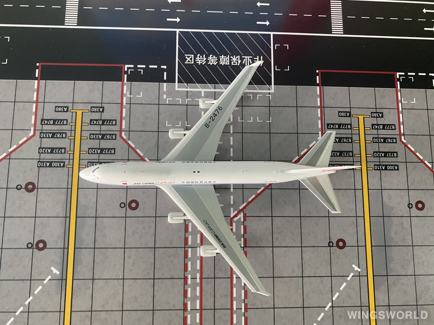 Phoenix 1:400 PH11736 Air China Cargo 中国国际货运航空 Boeing 747-400 B-2476