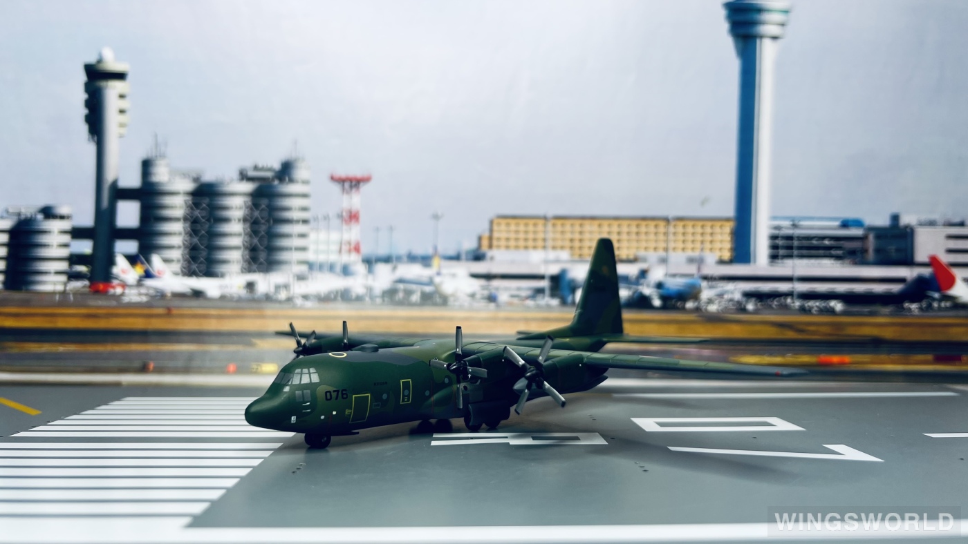Hogan 1:200 HG6405 JASDF 日本航空自卫队 Lockheed C-130 Hercules 75-1076