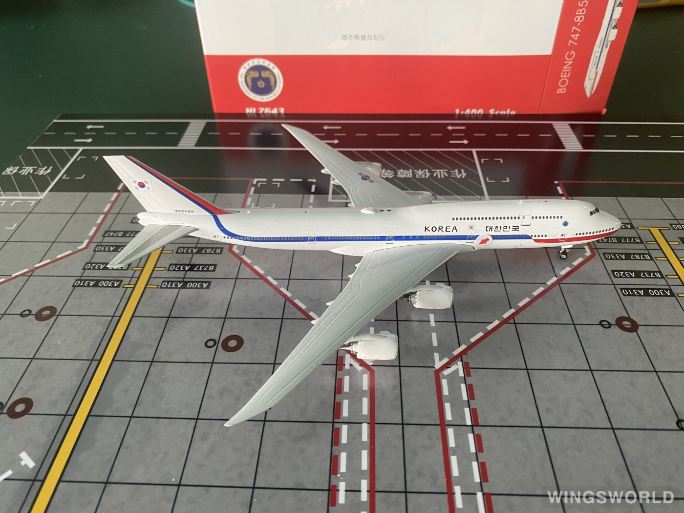 Phoenix 1:400 PH04437 ROKAF 韩国空军 Boeing 747-8i HL7643