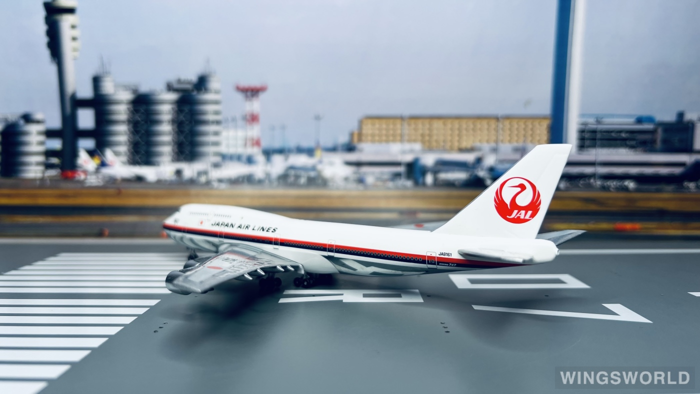 Big Bird 1:400 Boeing 747-300 Japan Airlines 日本航空BB4-2004-28 JA8161  Executive Express的照片作者:JohnnyTS - 飞机模型世界资料库