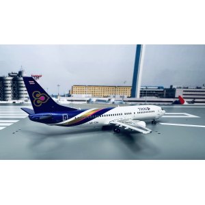 Thai Airways 泰国国际航空 Boeing 737-400 HS-TDG 最后飞行 XX4989 JC Wings 1:400