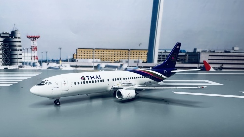 Thai Airways 泰国国际航空 Boeing 737-400 HS-TDG 最后飞行 XX4989 JC Wings 1:400
