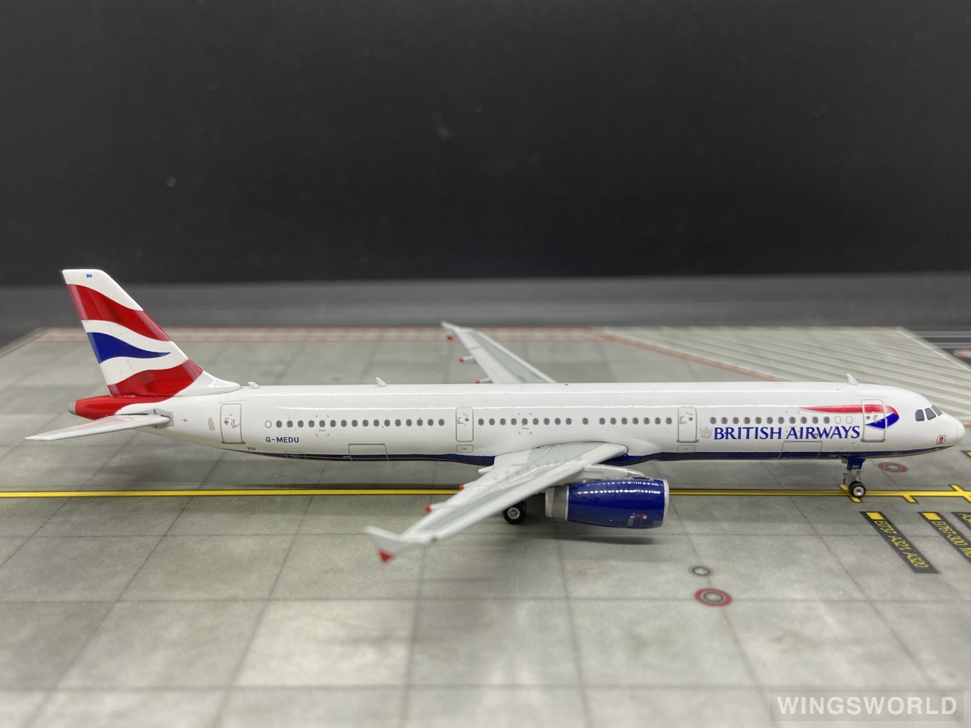 Phoenix 1:400 PH04288 British Airways 英国航空 Airbus A321 G-MEDU