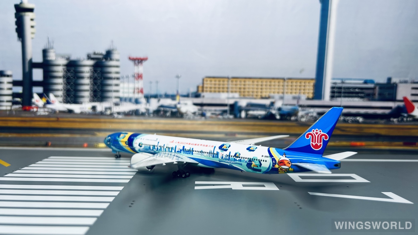 Phoenix 1:400 PH11737 China Southern 中国南方航空 Boeing 777-300ER B-2007