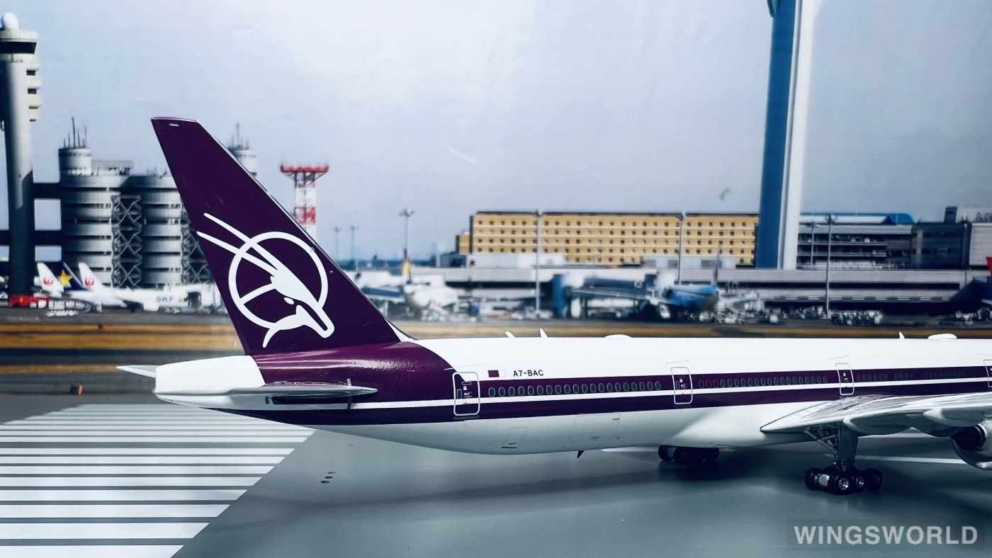 Phoenix 1:400 PH11739 Qatar 卡塔尔航空 Boeing 777-300ER A7-BAC