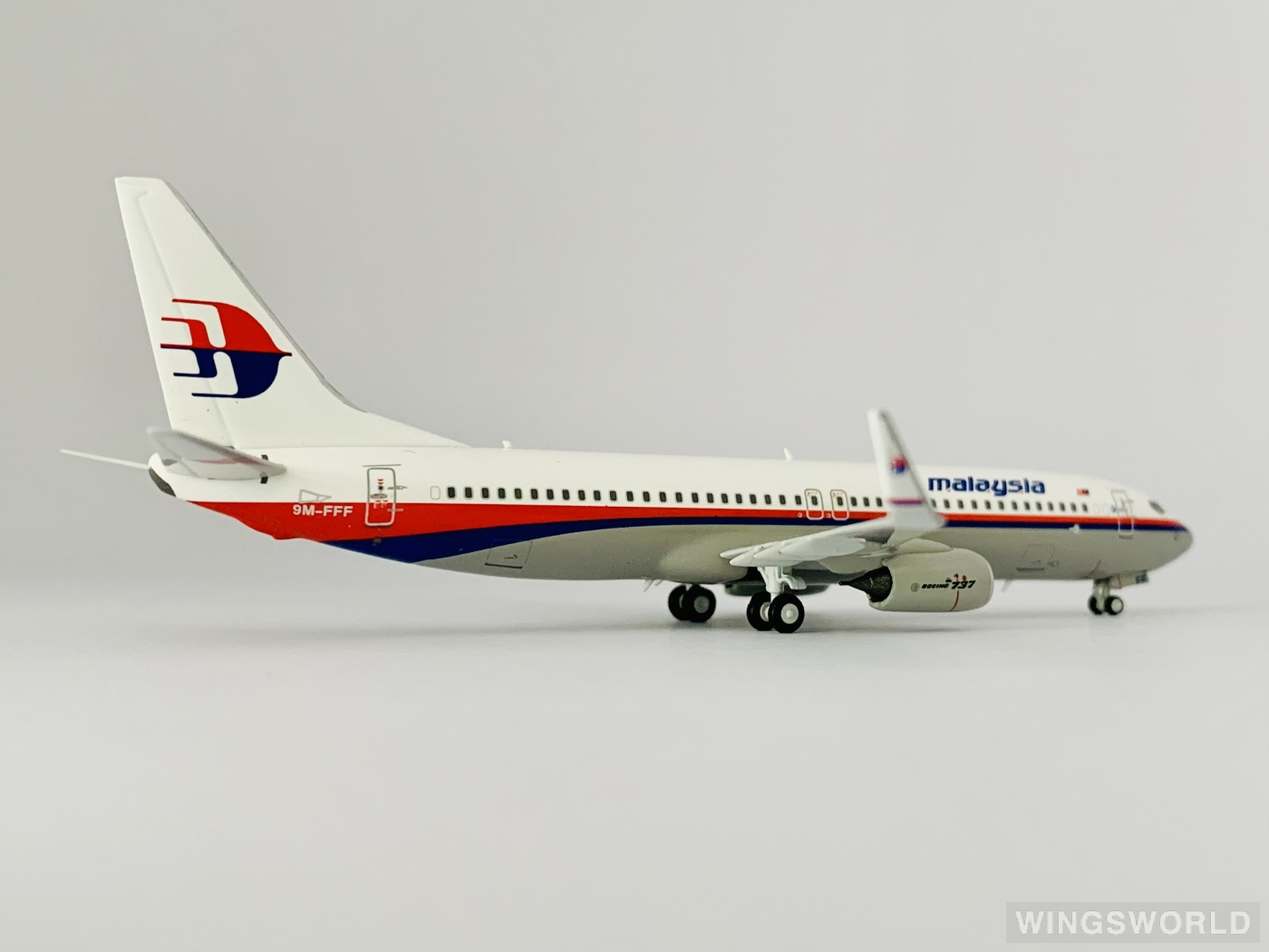 NGmodel マレーシア航空 737-800 9M-MXC 1/400 REVIEW #62: NG Models 1/400 Malaysia Airlines B737-800