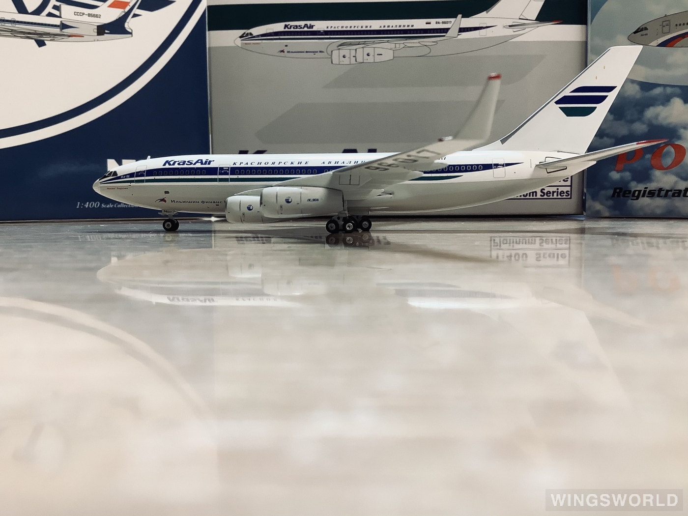 Phoenix 1:400 PH10797 KrasAir Ilyushin Il-96 RA-96017