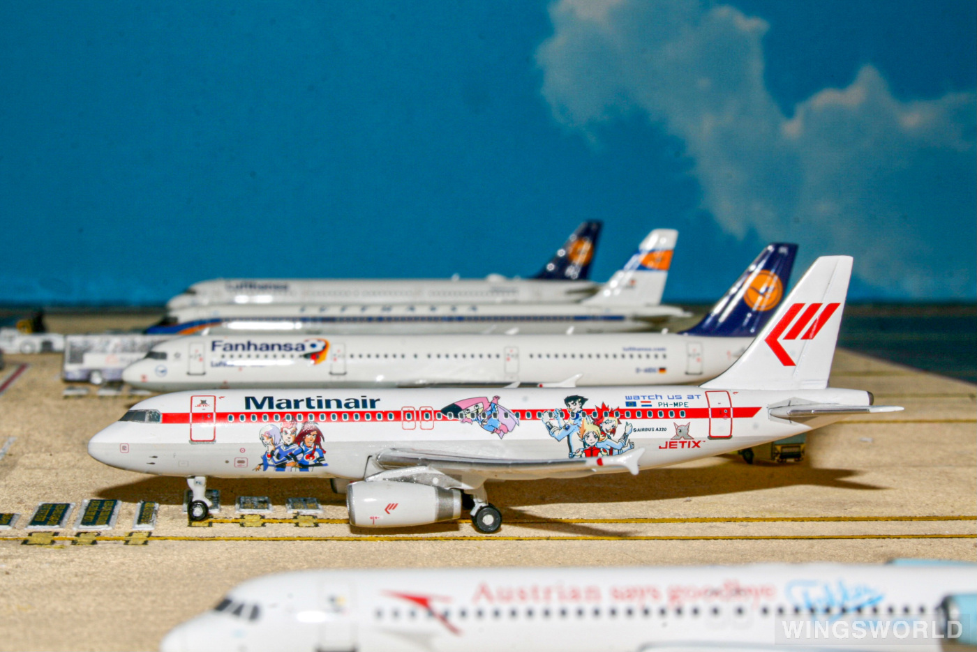 Phoenix 1:400 PH10174 Martinair 马丁航空 Airbus A320 PH-MPE