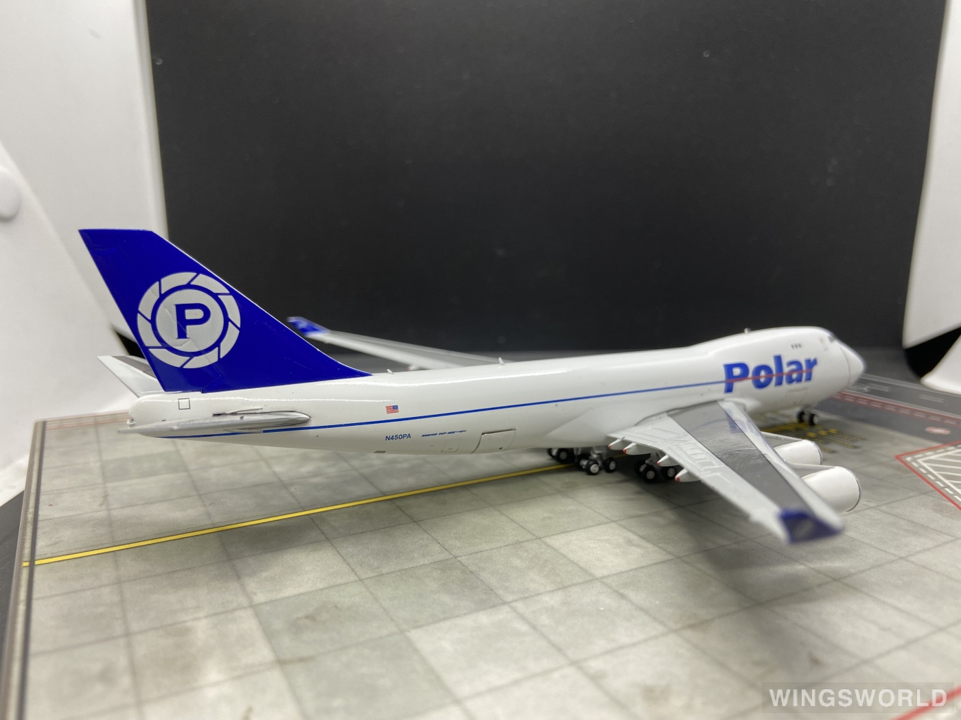 Geminijets 1:400 GJPAC2013 Polar Air Cargo 博立货运航空 Boeing 747-400 N450PA