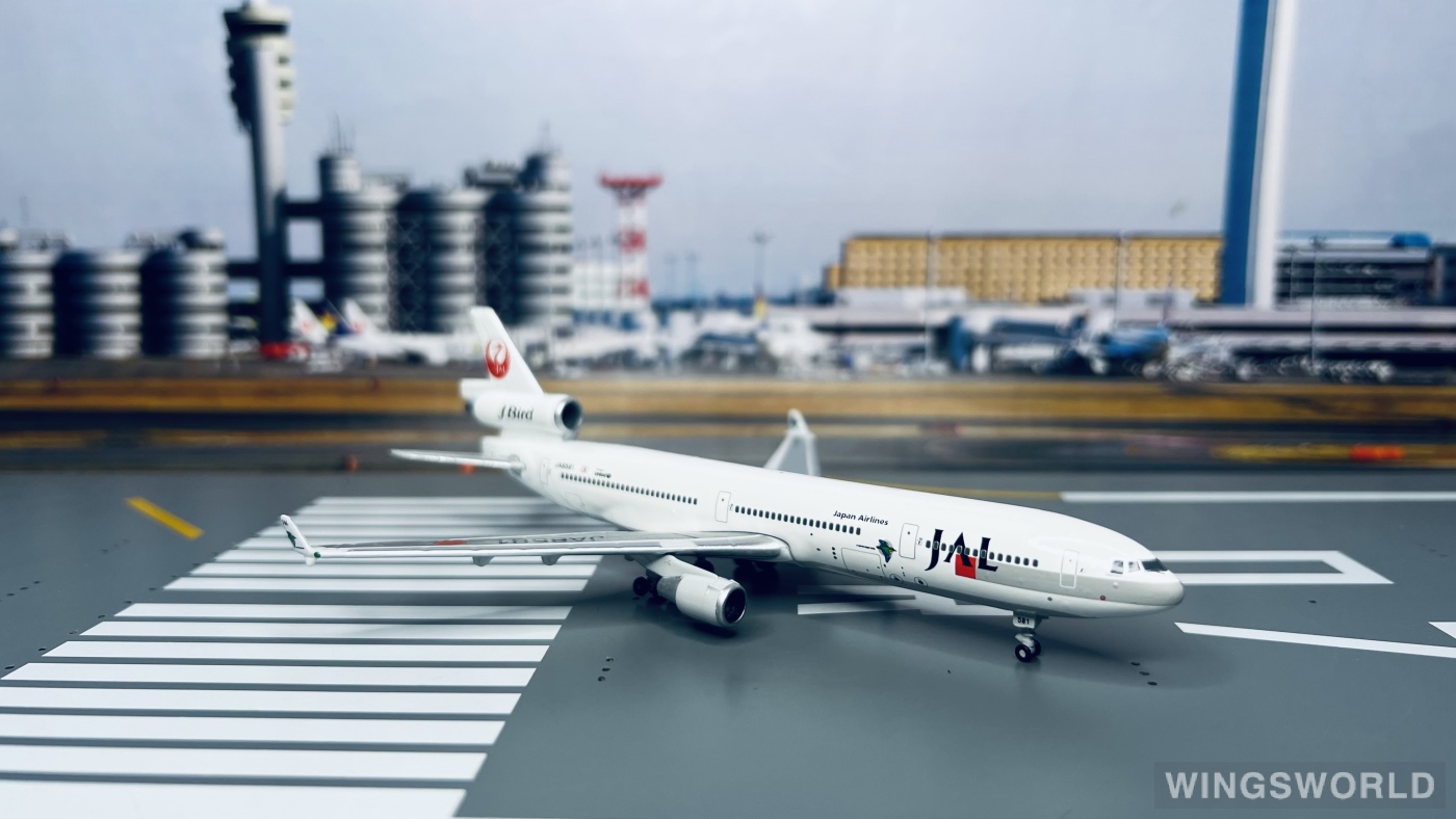 Phoenix 1:400 PH10074B Japan Airlines 日本航空 McDonnell Douglas MD-11 JA8581