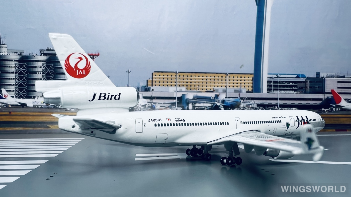 航空機・ヘリコプター 1/400 phoenix MD-81 JAL 31kNM3ayenL._UF350,350_QL50_.jpg