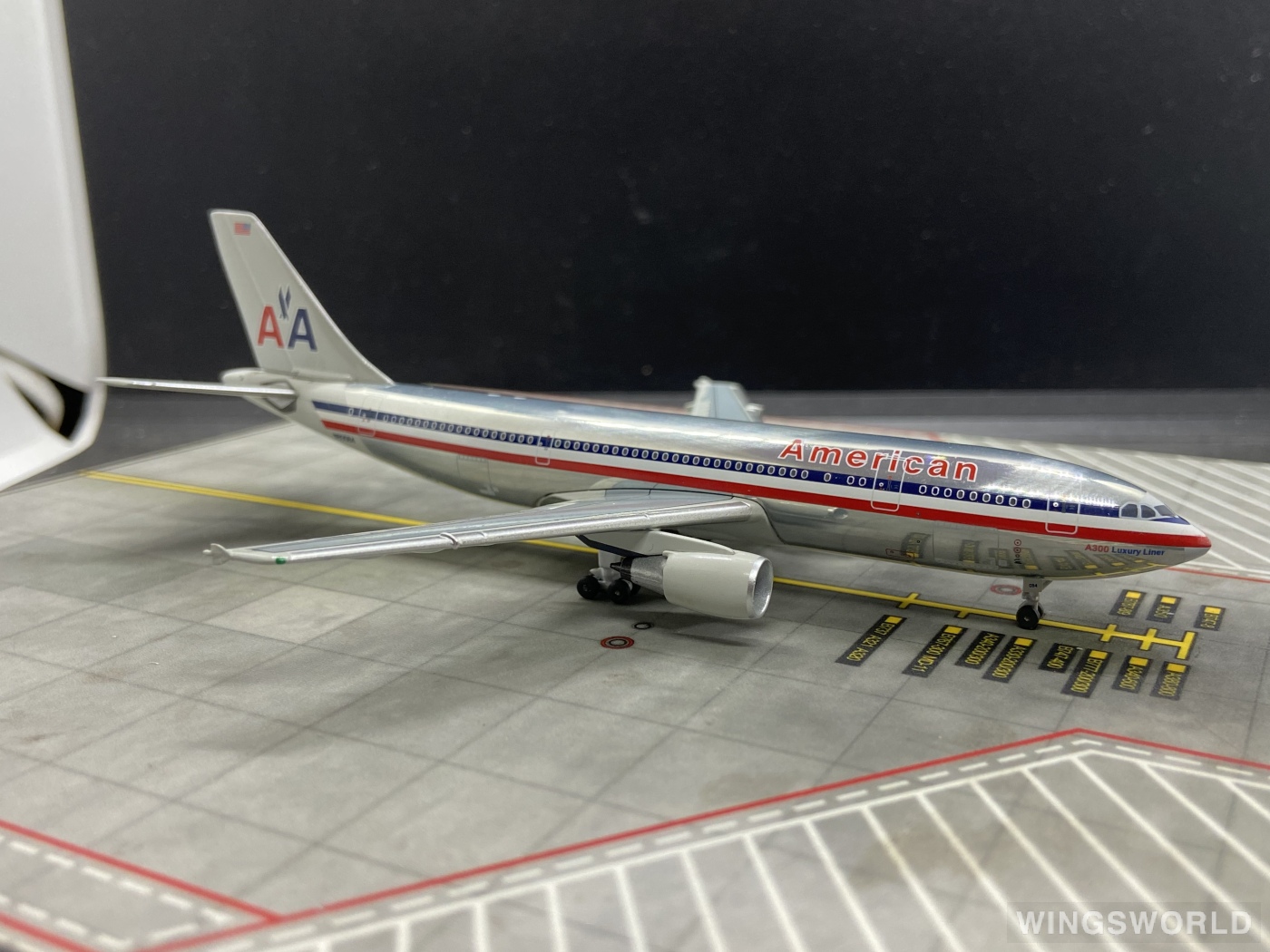 AeroClassics 1:400 Airbus A300-600 American Airlines 美国航空 