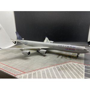 China Eastern 中国东方航空 Airbus A340-600 B-6053 “天合联盟”涂装. PH10526 Phoenix 1:400