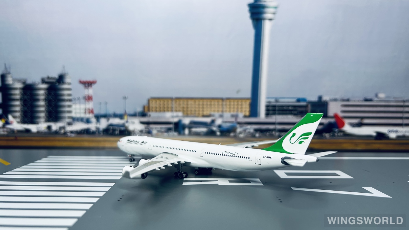 Phoenix 1:400 PH11720 Mahan Air 马汉航空 Airbus A340-300 EP-MMT