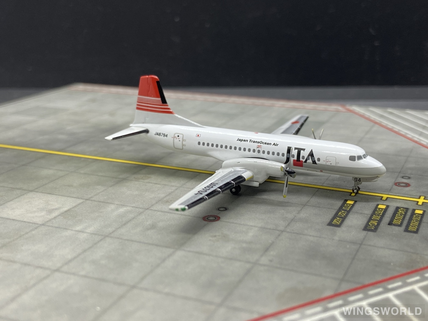 Geminijets 1:400 NAMC YS-11 Japan Transocean Air 日本越洋航空