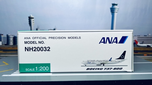 全日空商事　ANA　JA51AN　NH20032　STAR ALLIANCE 全日空商事 ANA JA51AN NH20032 STAR ALLIANCE