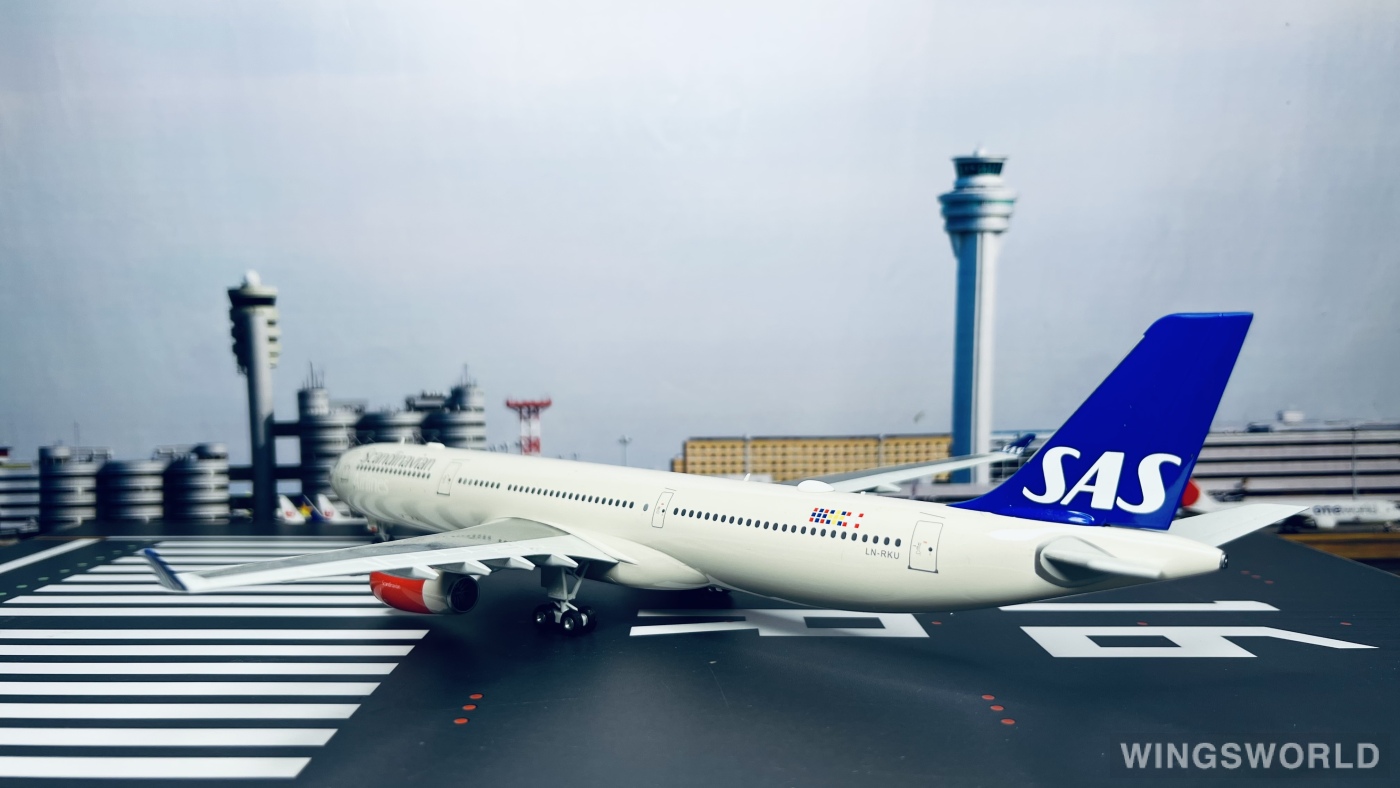 Herpa 1:200 558303 SAS 北欧航空 Airbus A330-300 LN-RKU