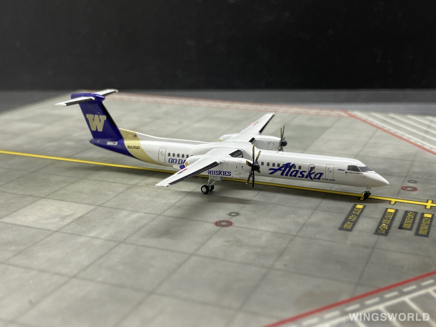 Geminijets 1:400 GJASA2027 Alaska Airlines 阿拉斯加航空 Bombardier Dash 8-400 N435QX