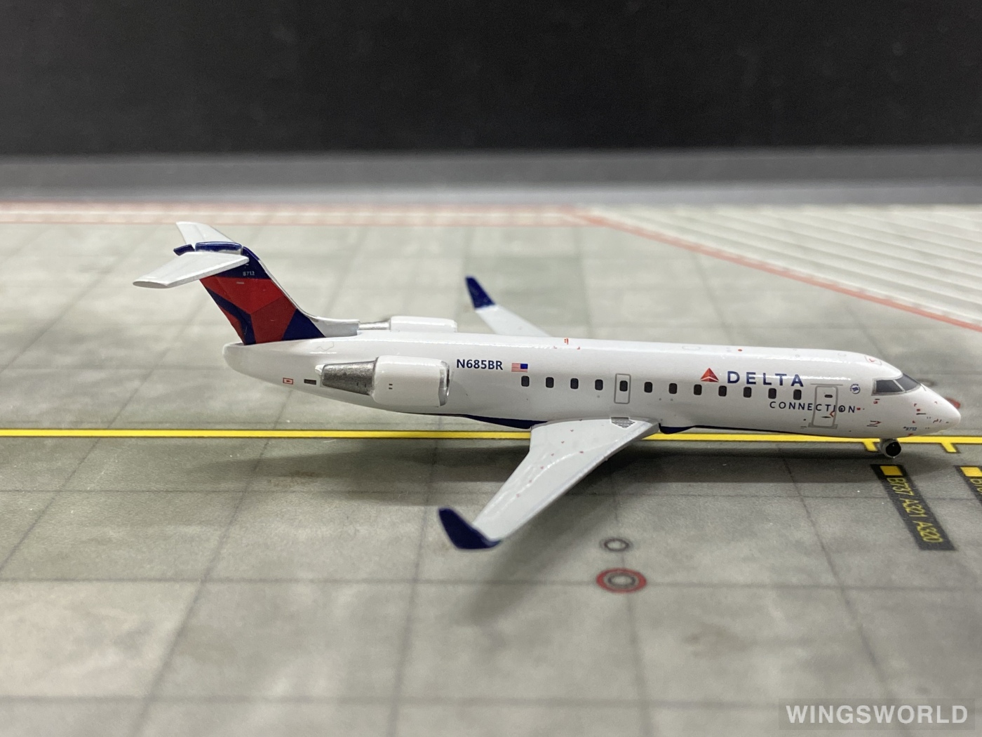 Geminijets 1:400 GJDAL2034 Delta Air Lines 达美航空 Bombardier CRJ200 N685BR