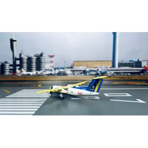 Ryukyu Air Commuter 琉球空中通勤 Bombardier Dash 8-100 JA8972  EW28Q1001 JC Wings 1:200