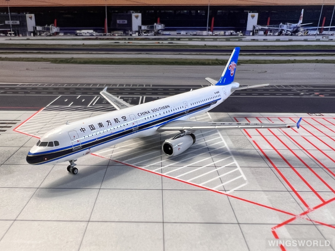 HYJLwings 1:400 HY81078 China Southern 中国南方航空 Airbus A321neo B-6660