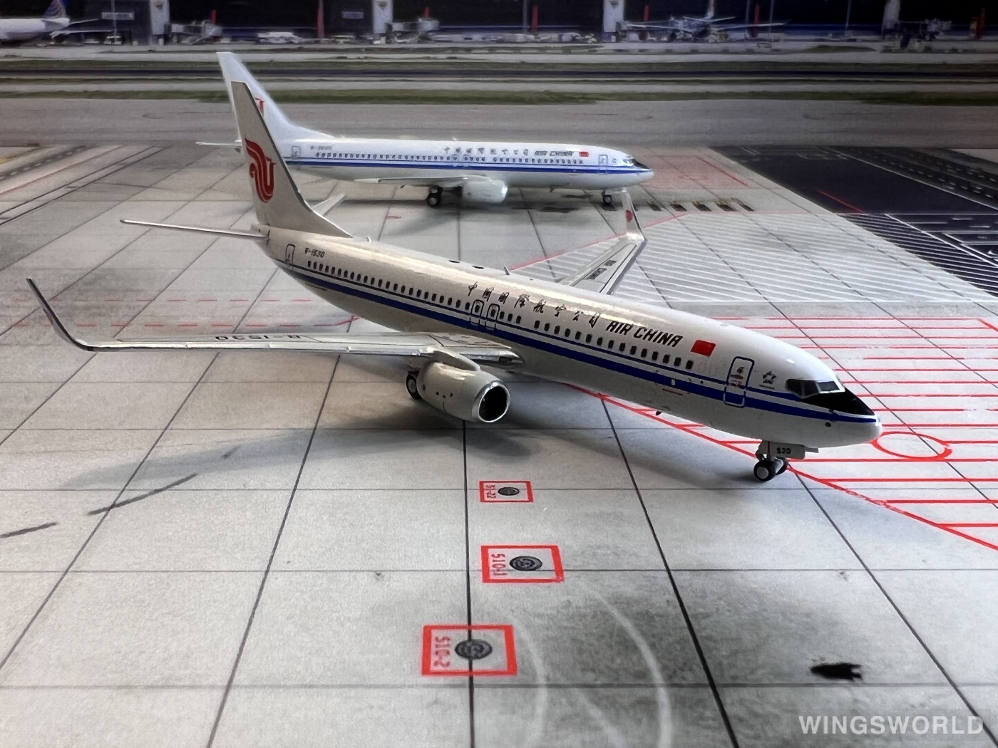 HYJLwings 1:400 HY73004 Air China 中国国际航空 Boeing 737-800 B-1530