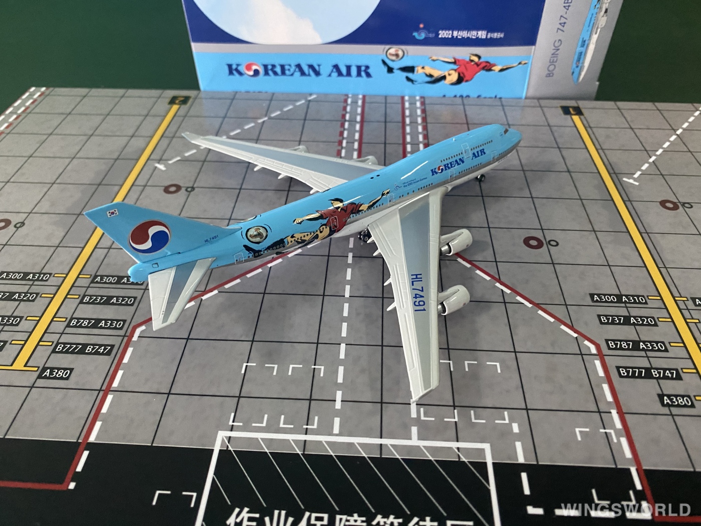 Phoenix 1:400 PH04447 Korean Air 大韩航空 Boeing 747-400 HL7491