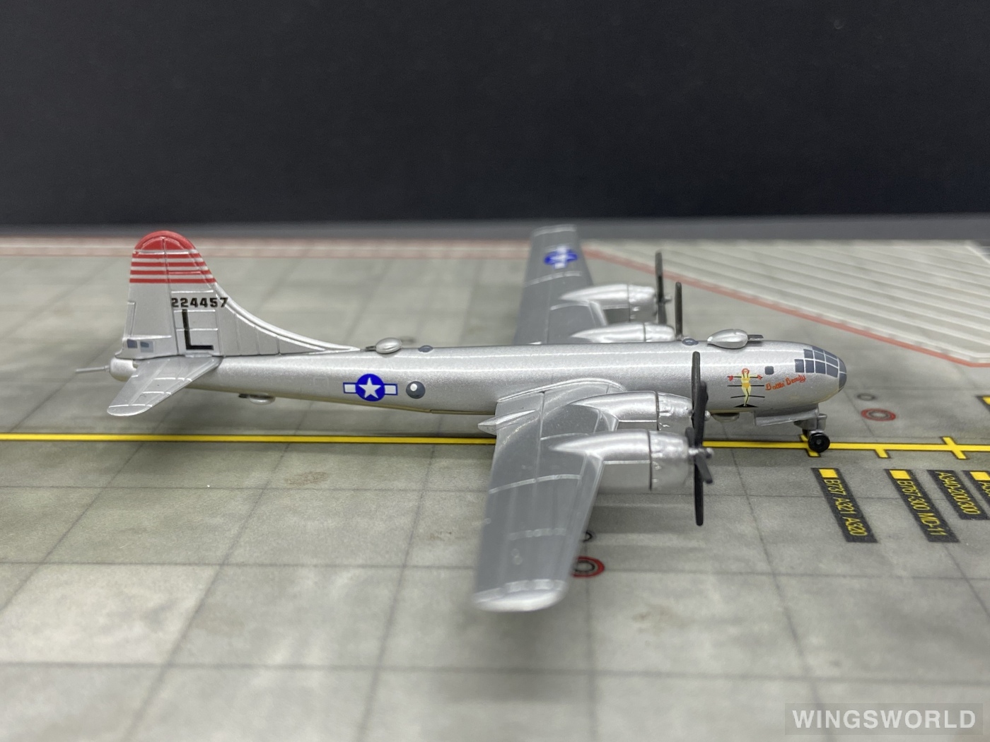 Dragon Models 1:400 55756 USAF 美国空军 Boeing B-29 224457