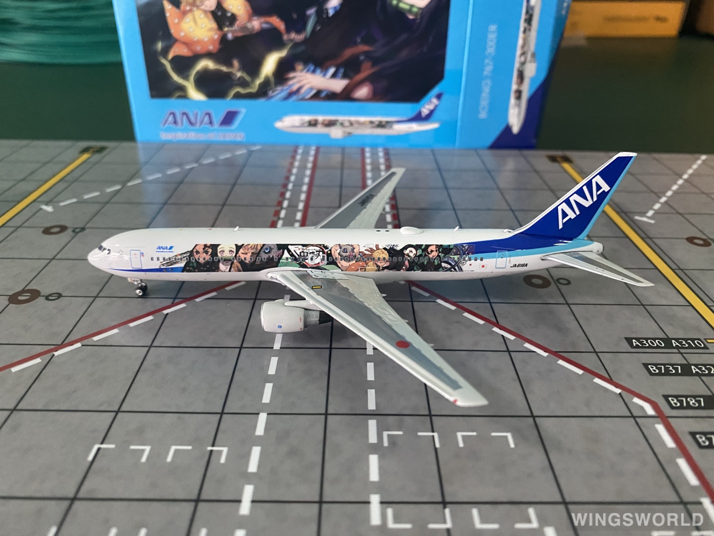 Phoenix 1:400 Boeing 767-300 ANA 全日空PH04439 JA616A 鬼灭之刃 