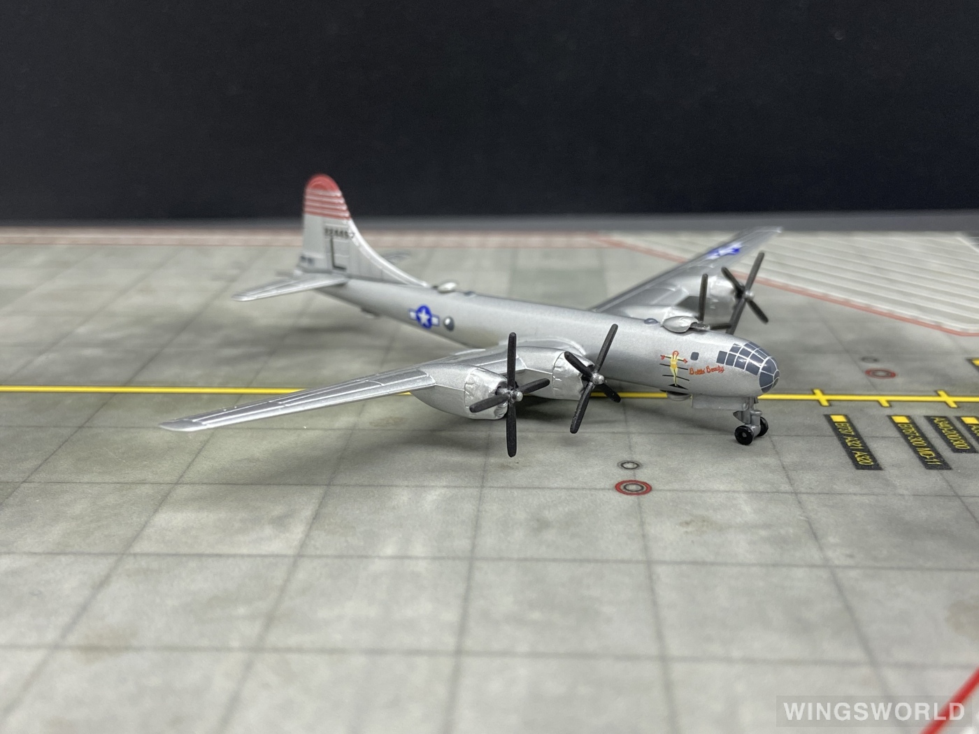 Dragon Models 1:400 55756 USAF 美国空军 Boeing B-29 224457