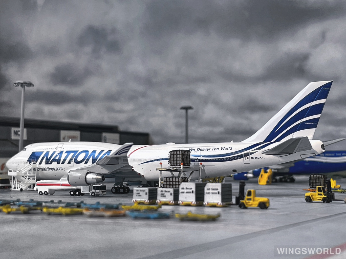 JC Wings 1:400 XX4490 National Airlines Boeing 747-400 N756CA