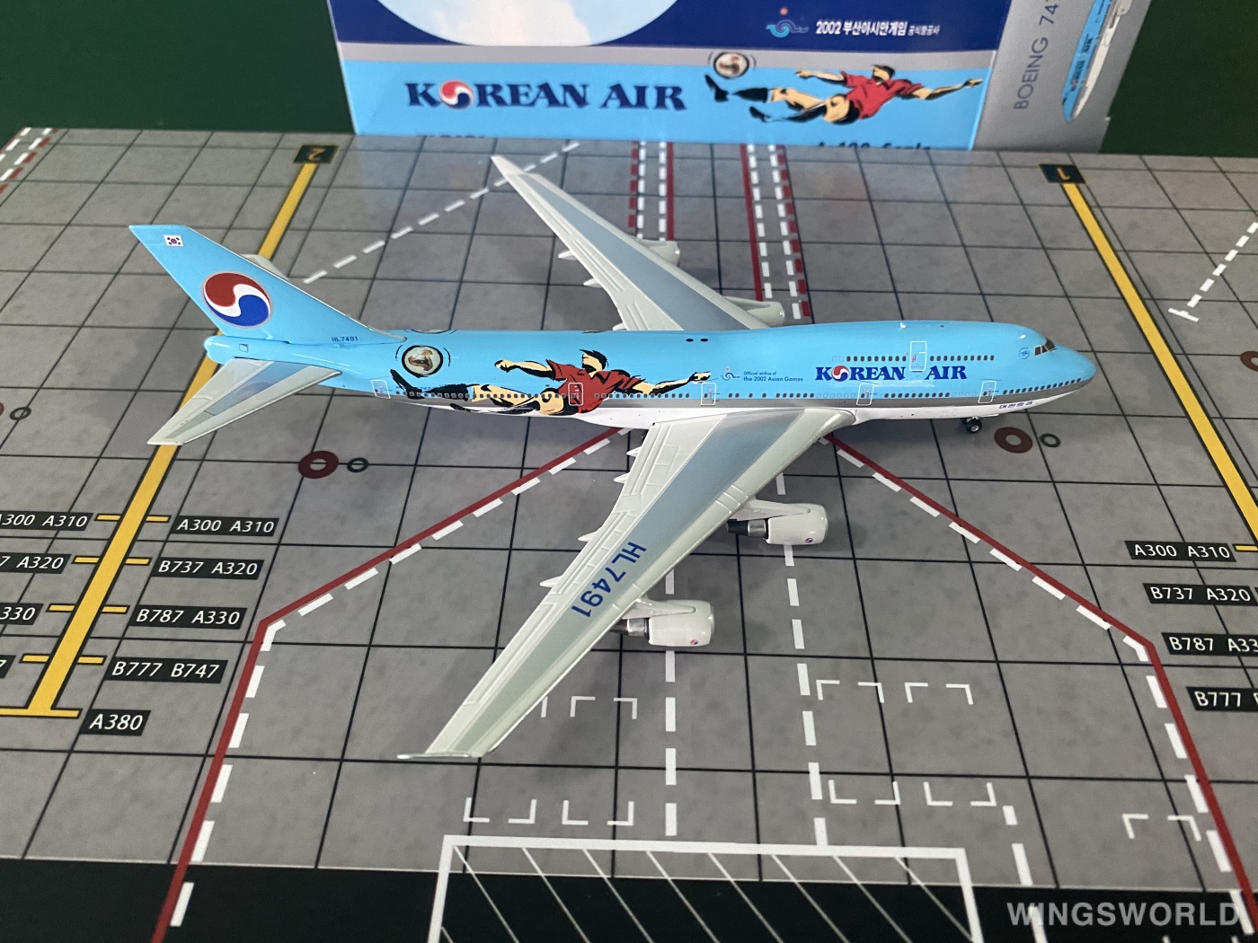 Phoenix 1:400 PH04447 Korean Air 大韩航空 Boeing 747-400 HL7491
