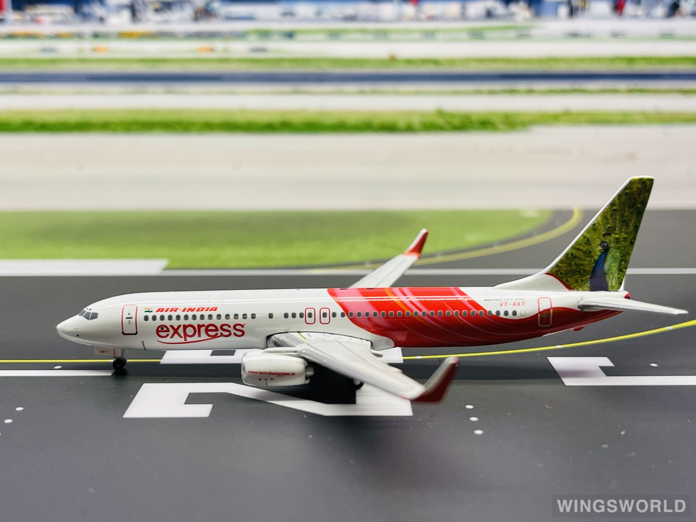 Phoenix 1:400 PH10231 Air India 印度航空 Boeing 737-800 VT-AXT