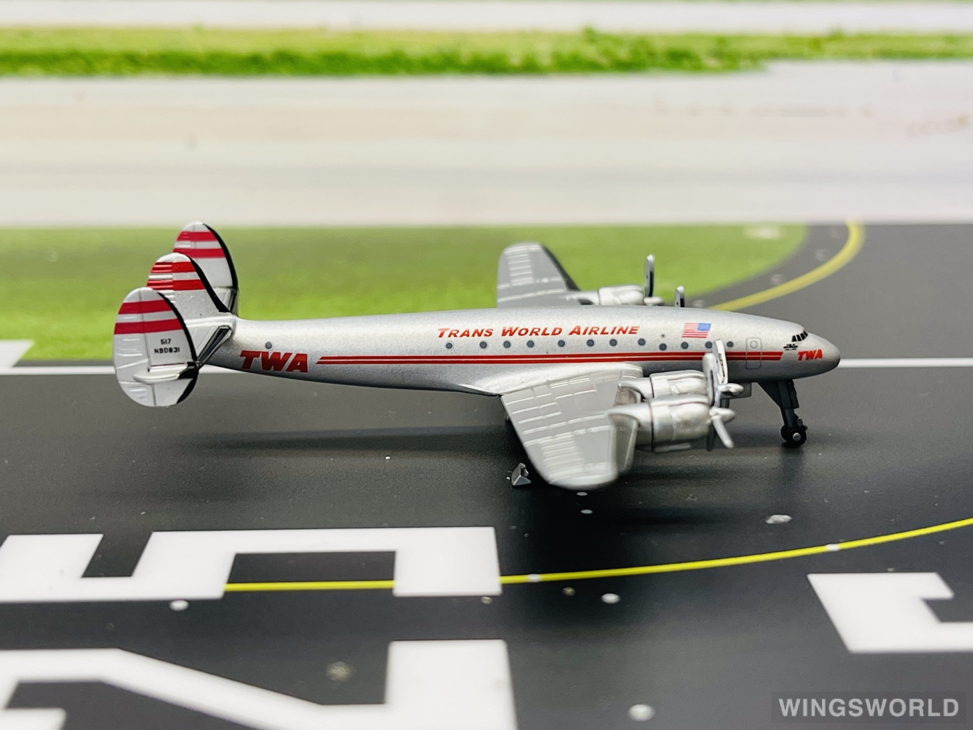 Dragon Models 1:400 55778 TWA 环球航空 Lockheed L-049 Constellation N90831