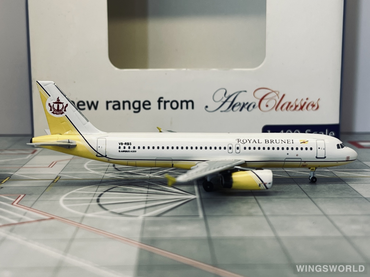 AeroClassics 1:400 AC19124 Royal Brunei 文莱皇家航空 Airbus A320 V8-RBS