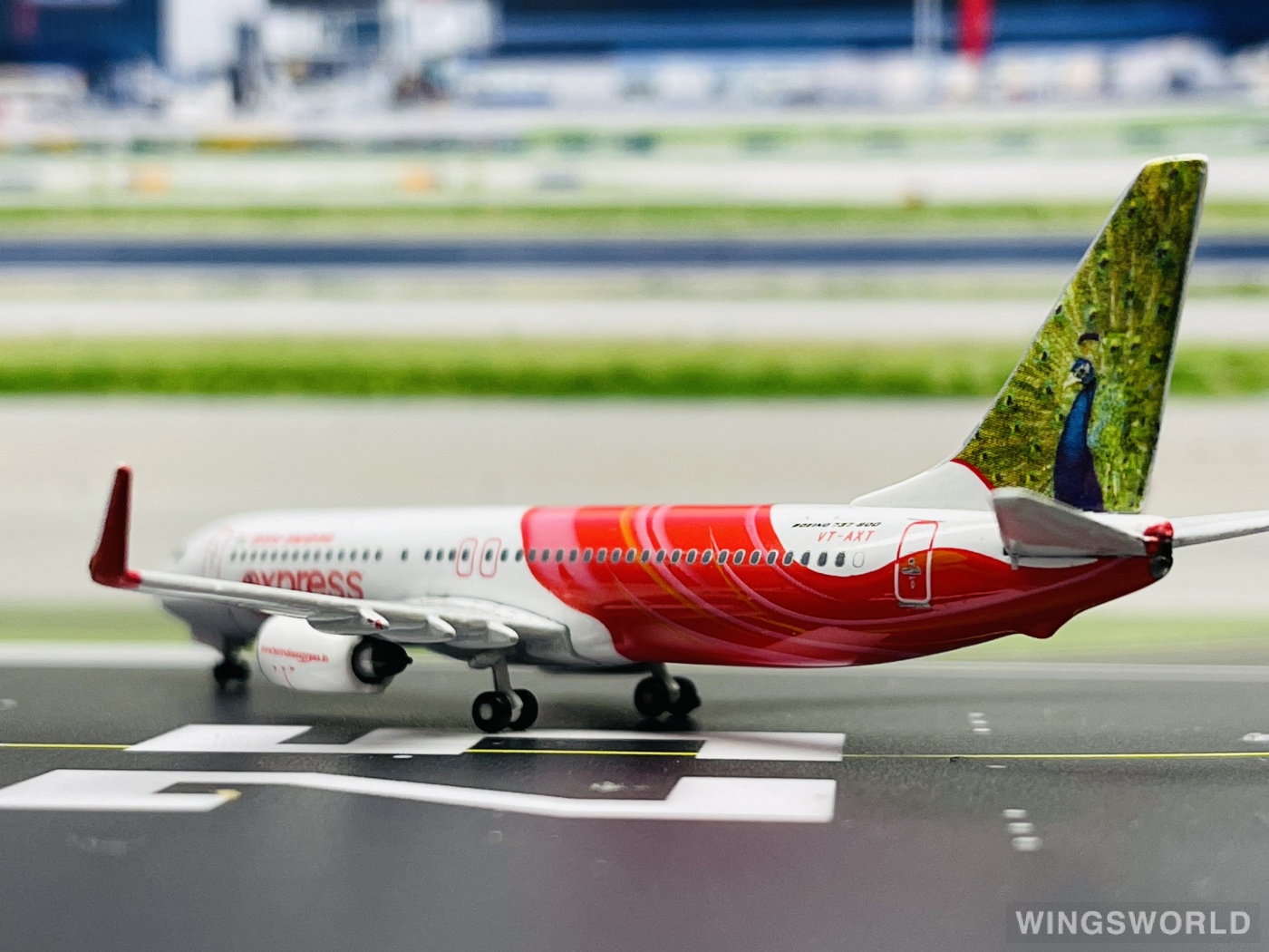 Phoenix 1:400 PH10231 Air India 印度航空 Boeing 737-800 VT-AXT