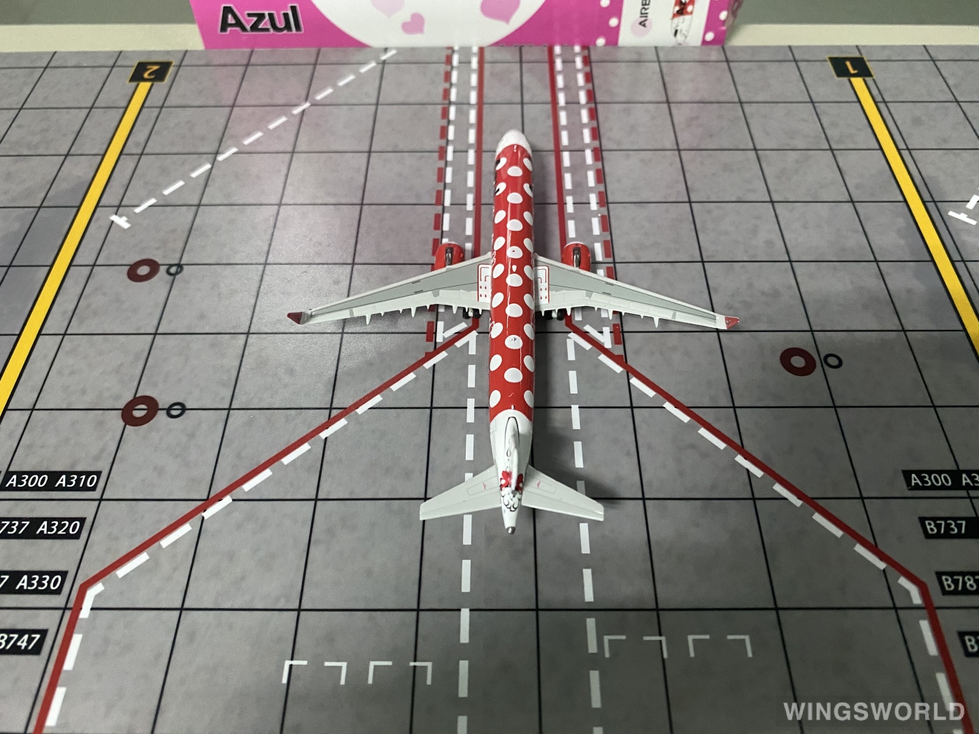 Phoenix 1:400 PH04434 Azul 蓝色巴西航空 Airbus A321neo PR-YJF