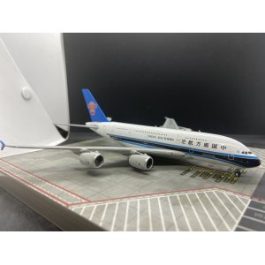 China Southern 中国南方航空 Airbus A380-800 B-6137  XX4383 JC Wings 1:400