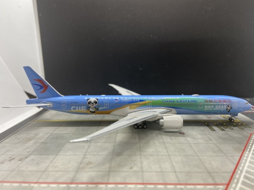 航空機・ヘリコプター Phoenix 1/400 AIR CHINA B777-300ER Phoenix B777-300ER Air China B-002M 1/400 [11932]