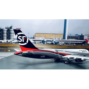 SF Airlines 顺丰航空 Boeing 757-200 B-2832 白色涂装 PH10587 Phoenix 1:400