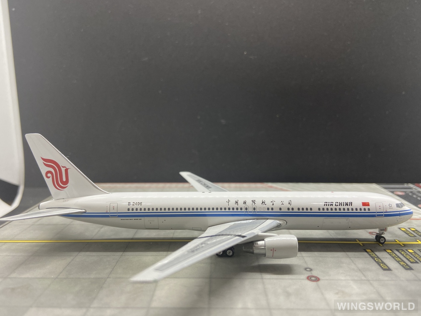 Phoenix 1:400 PH10310 Air China 中国国际航空 Boeing 767-300 B-2496