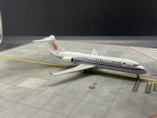 Air China 中国国际航空 Comac ARJ21-700 B-605U  NG21007 NGmodels 1:400