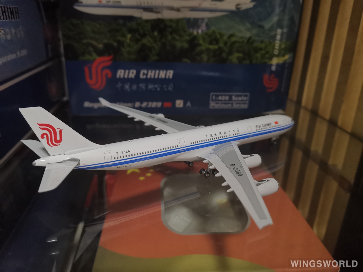 Phoenix 1:400 PH11457A Air China 中国国际航空 Airbus A340-300 B-2389