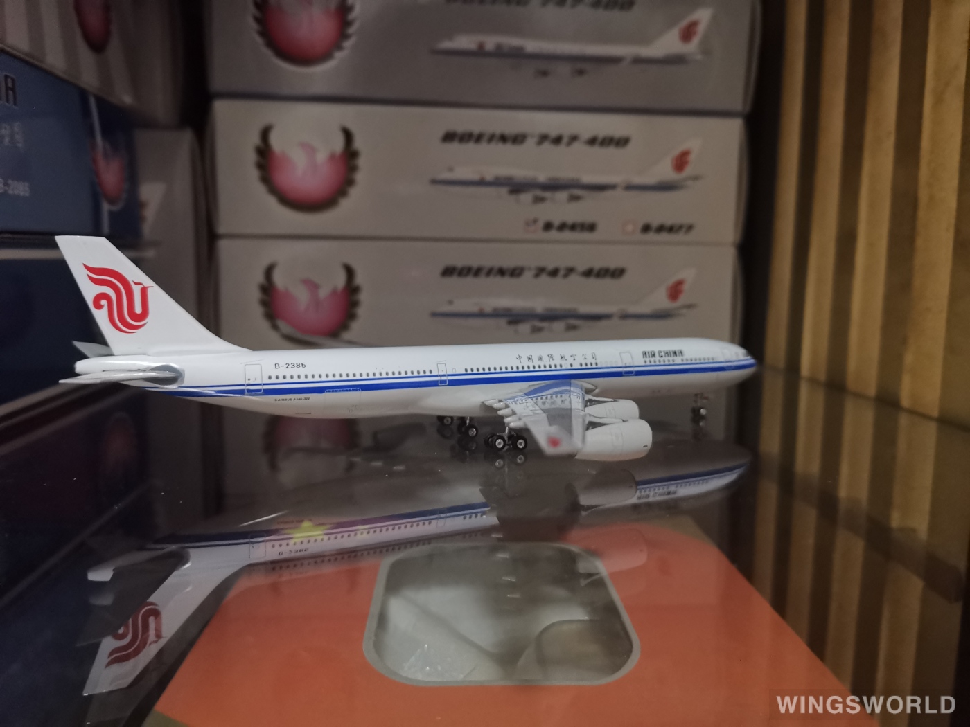 Phoenix 1:400 PH10541 Air China 中国国际航空 Airbus A340-300 B-2385