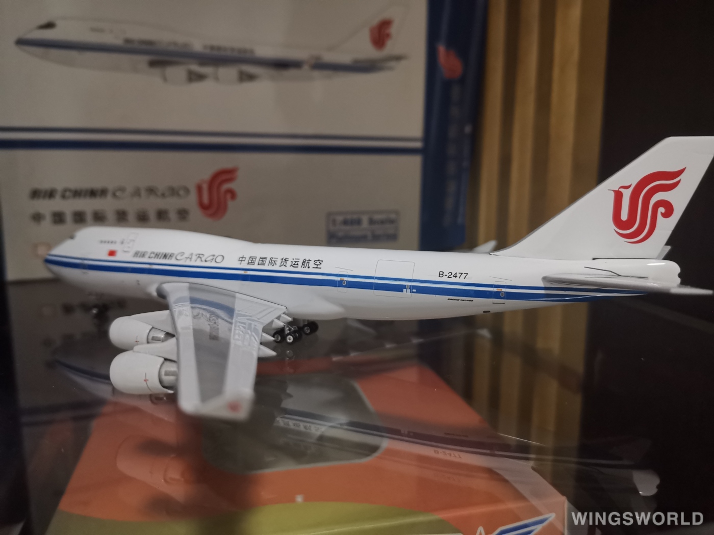 Phoenix 1:400 PH10323B Air China Cargo 中国国际货运航空 Boeing 747-400 B-2477